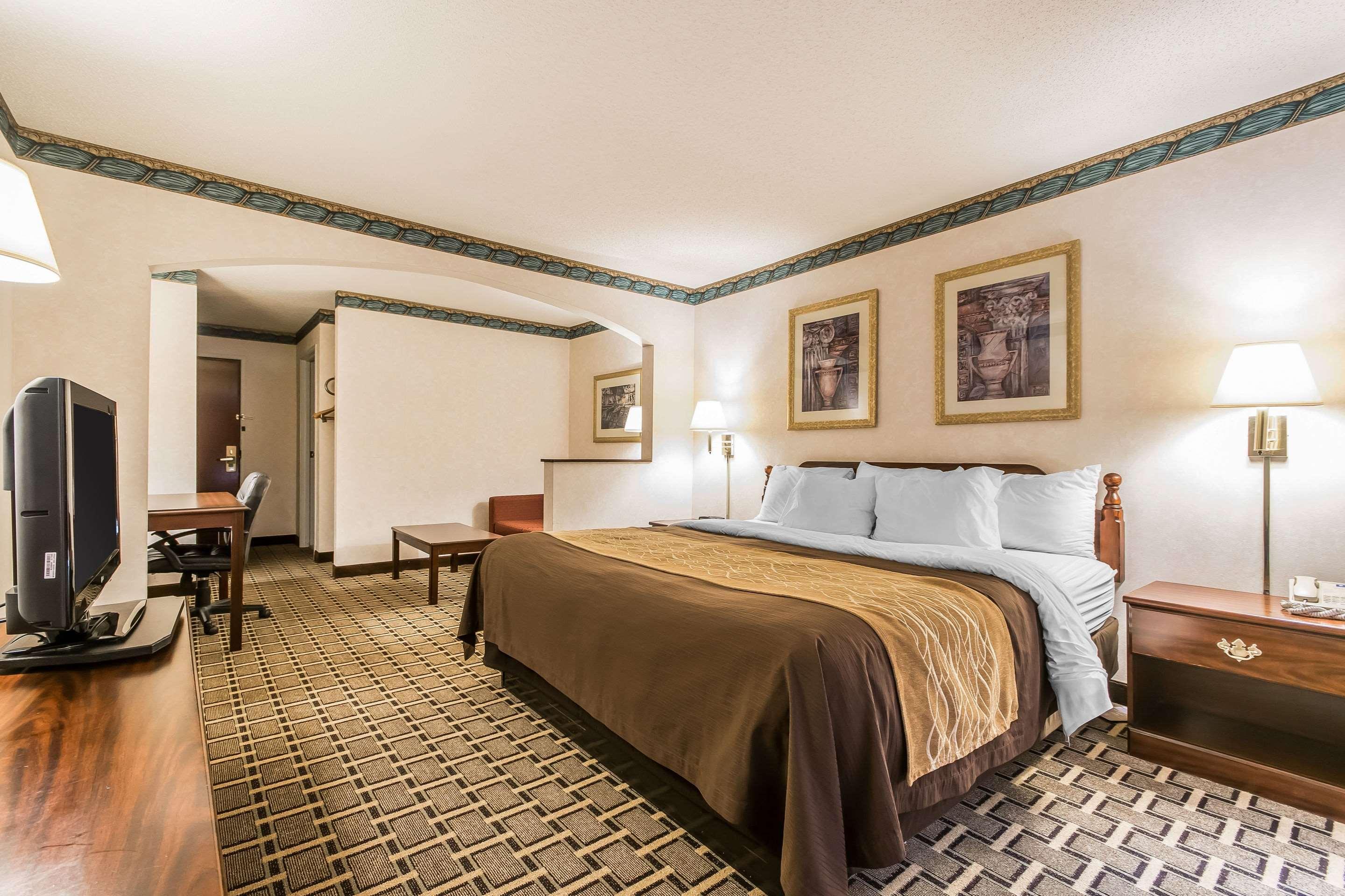 Quality Inn & Suites Stacer Экстерьер фото