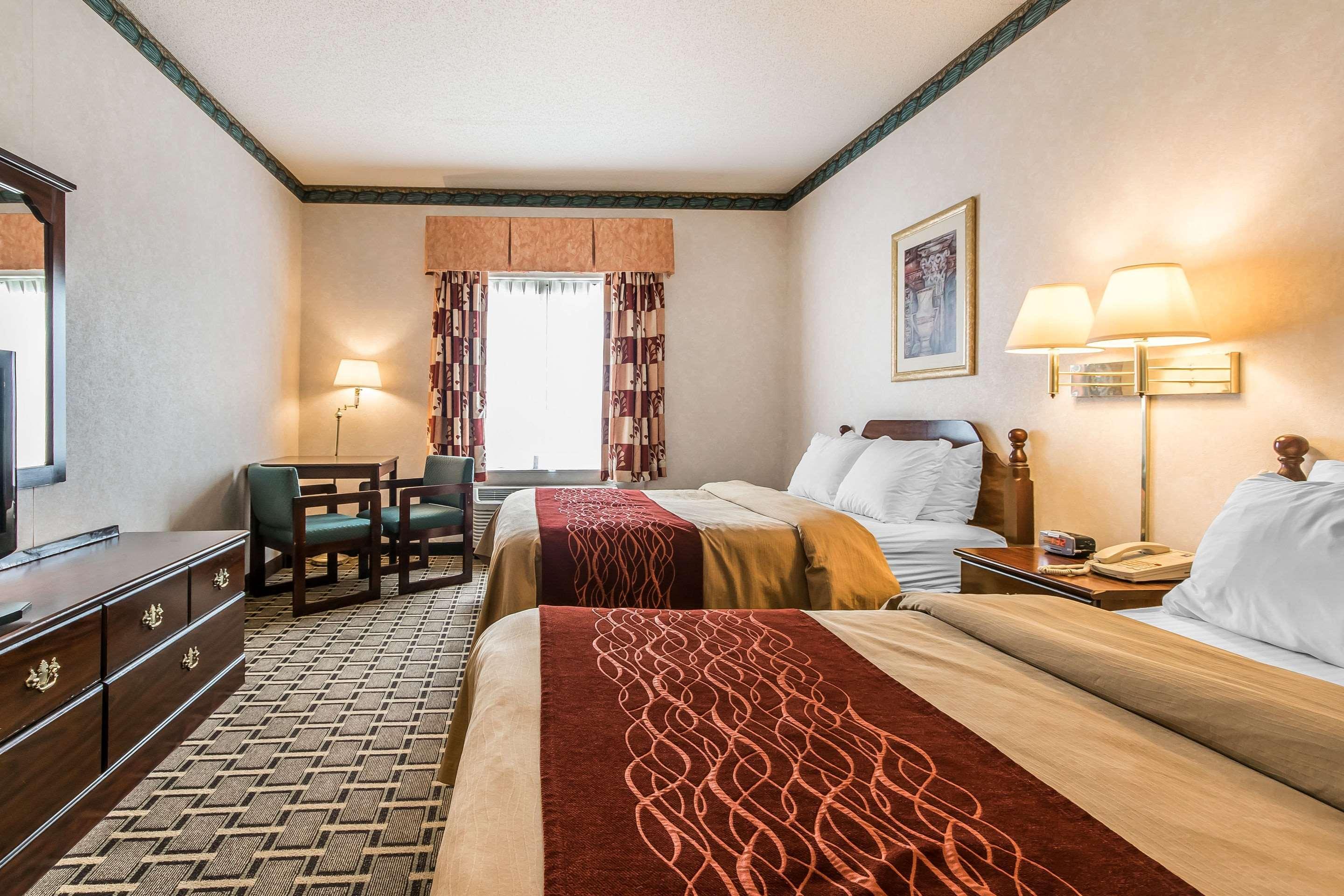 Quality Inn & Suites Stacer Экстерьер фото