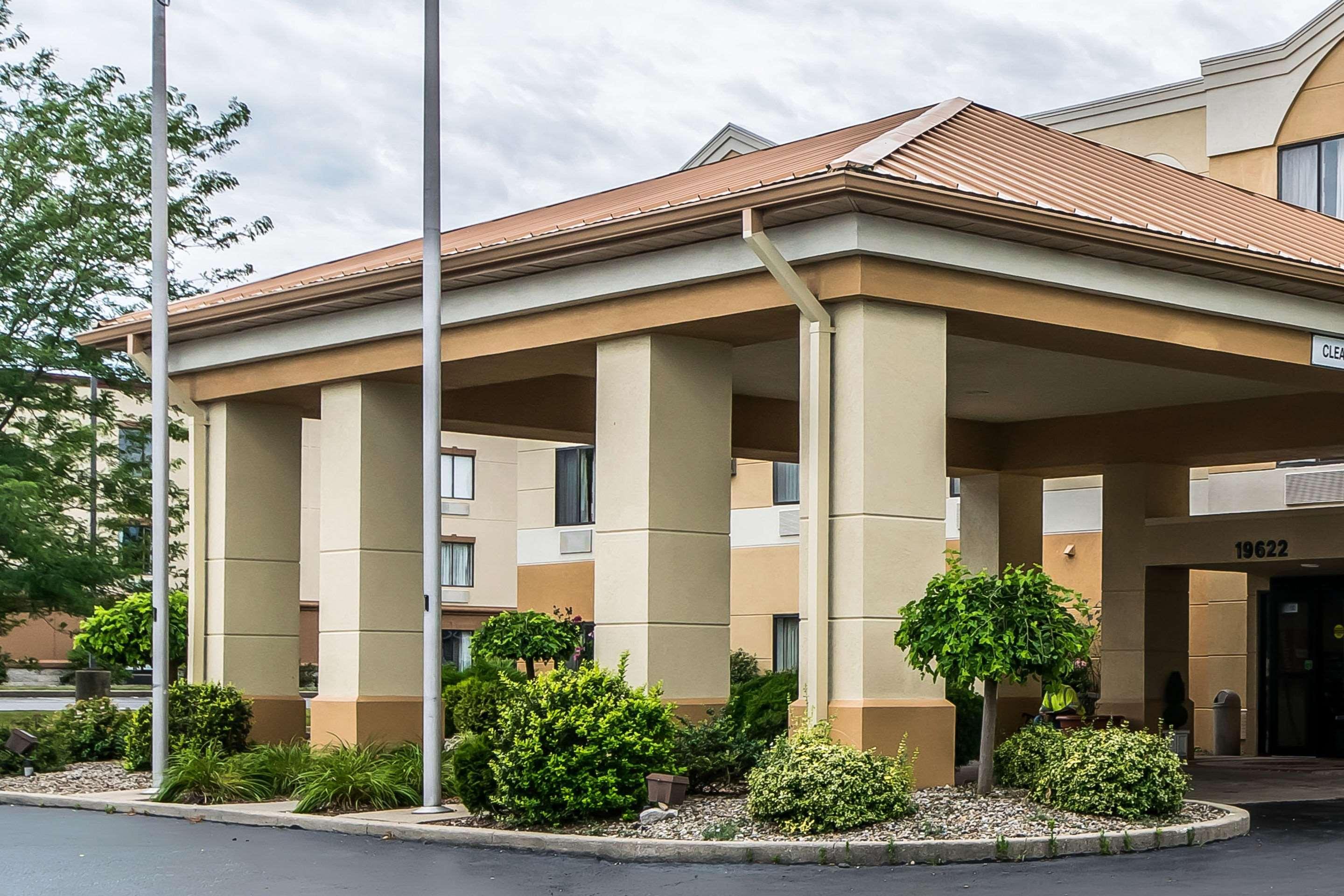 Quality Inn & Suites Stacer Экстерьер фото