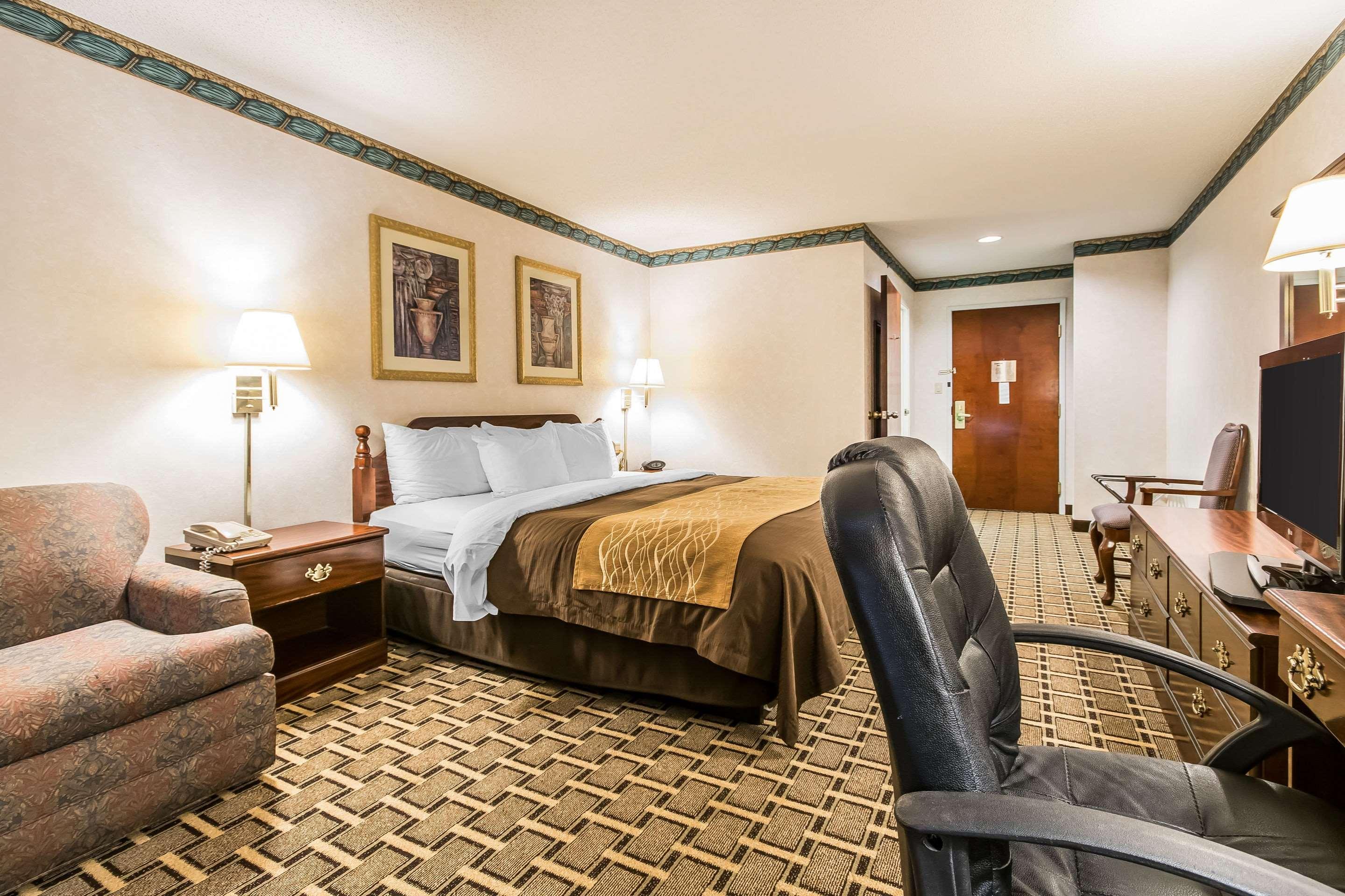 Quality Inn & Suites Stacer Экстерьер фото